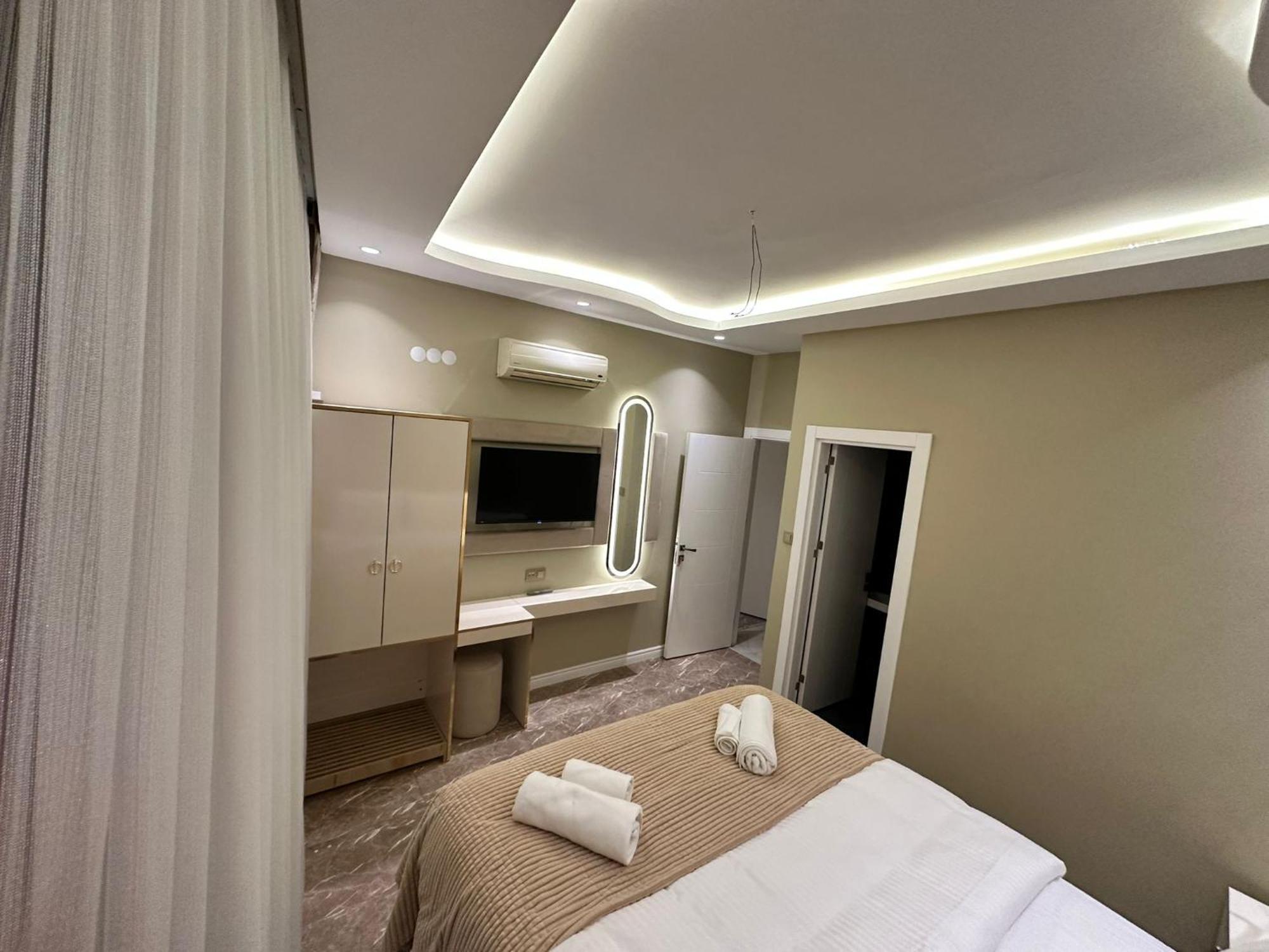 Hotel Flash Suite Истанбул Екстериор снимка